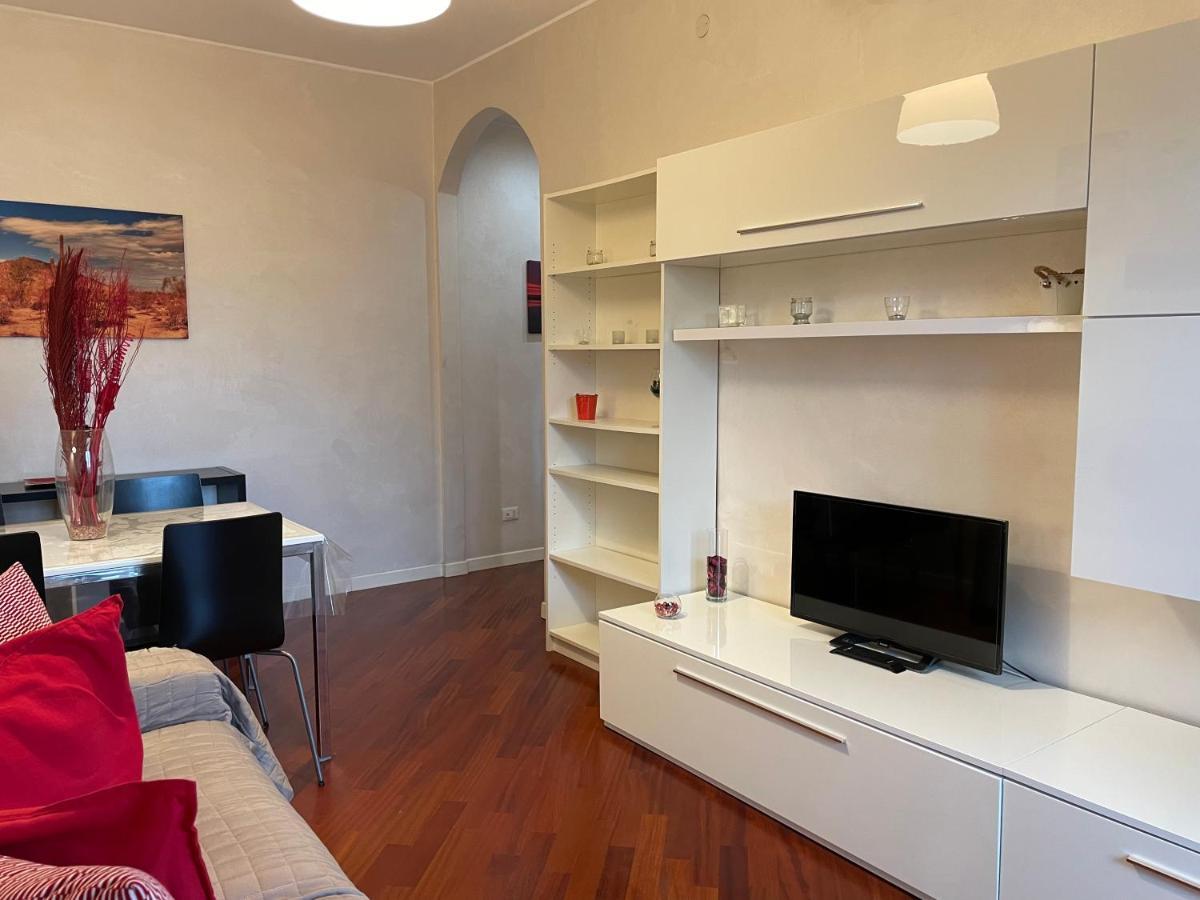 מילאנו Adriano Metro & Comfort Suites - Affitti Brevi Italia מראה חיצוני תמונה